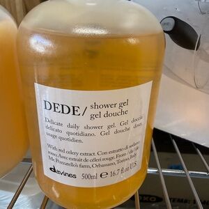 Davines DEDE Full Size Shower Gel - 16.7 fl oz